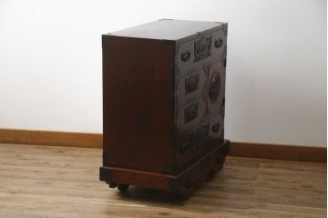 中古　美品　欅産業　漆塗り　仙台民芸箪笥(仙台箪笥)　KC-18　力強い杢目が目を引く中型車箪笥(小箪笥、収納タンス、チェスト、引き出し)(R-075931)