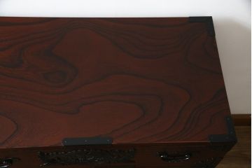 中古　美品　欅産業　漆塗り　仙台民芸箪笥(仙台箪笥)　KC-18　力強い杢目が目を引く中型車箪笥(小箪笥、収納タンス、チェスト、引き出し)(R-075931)