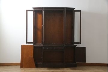 中古　希少な廃盤品　北海道民芸家具　OM151　重厚感と気品漂うキャビネット(食器棚、飾り棚、収納棚、戸棚)(定価約80万円)(R-075932)