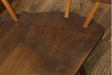 和製ヴィンテージ　小田急ハルク購入　ジョージナカシマ　LOUNGE ARM(ラウンジアーム)　One Arm(ワンアーム、片肘)　CN103　モダンに洗練された左アーム付きラウンジチェア(ジョージ・ナカシマ、アームチェア、イス、椅子、板座チェア、ビンテージ)(R-075938)