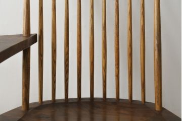 和製ヴィンテージ　小田急ハルク購入　ジョージナカシマ　LOUNGE ARM(ラウンジアーム)　One Arm(ワンアーム、片肘)　CN103　モダンに洗練された右アーム付きラウンジチェア(ジョージ・ナカシマ、アームチェア、イス、椅子、板座チェア、ビンテージ)(R-075939)