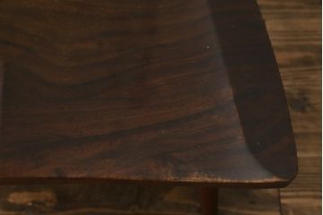 和製ヴィンテージ　小田急ハルク購入　ジョージナカシマ　LOUNGE ARM(ラウンジアーム)　One Arm(ワンアーム、片肘)　CN103　モダンに洗練された右アーム付きラウンジチェア(ジョージ・ナカシマ、アームチェア、イス、椅子、板座チェア、ビンテージ)(R-075939)