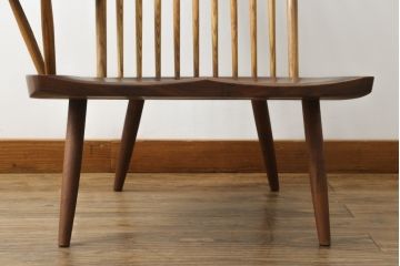 和製ヴィンテージ　小田急ハルク購入　ジョージナカシマ　LOUNGE ARM(ラウンジアーム)　One Arm(ワンアーム、片肘)　CN103　モダンに洗練された右アーム付きラウンジチェア(ジョージ・ナカシマ、アームチェア、イス、椅子、板座チェア、ビンテージ)(R-075939)