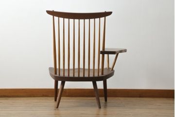和製ヴィンテージ　小田急ハルク購入　ジョージナカシマ　LOUNGE ARM(ラウンジアーム)　One Arm(ワンアーム、片肘)　CN103　モダンに洗練された右アーム付きラウンジチェア(ジョージ・ナカシマ、アームチェア、イス、椅子、板座チェア、ビンテージ)(R-075939)