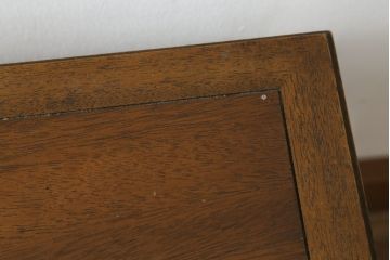 中古　DREXEL HERITAGE(ドレクセルヘリテイジ)　Triune(トライユン)　美しいフォルムが魅力のサイドテーブル(コンソールテーブル、ナイトテーブル、花台、飾り台)(R-075943)