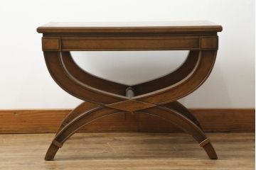 中古　DREXEL HERITAGE(ドレクセルヘリテイジ)　Triune(トライユン)　美しいフォルムが魅力のサイドテーブル(コンソールテーブル、ナイトテーブル、花台、飾り台)(R-075943)