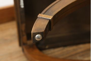 中古　DREXEL HERITAGE(ドレクセルヘリテイジ)　Triune(トライユン)　美しいフォルムが魅力のサイドテーブル(コンソールテーブル、ナイトテーブル、花台、飾り台)(R-075943)