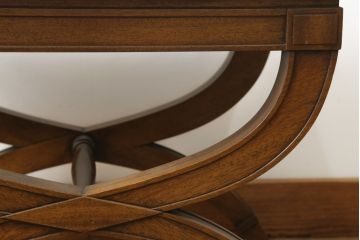 中古　DREXEL HERITAGE(ドレクセルヘリテイジ)　Triune(トライユン)　美しいフォルムが魅力のサイドテーブル(コンソールテーブル、ナイトテーブル、花台、飾り台)(R-075944)