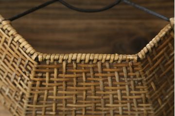 和製ビンテージ　希少デザイン　籐のシェードが涼し気な雰囲気を醸し出すラタンフロアスタンド(フロアランプ、スタンドライト、スタンド照明、ヴィンテージ)(R-075945)