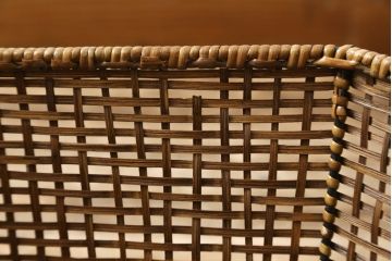 和製ビンテージ　希少デザイン　籐のシェードが涼し気な雰囲気を醸し出すラタンフロアスタンド(フロアランプ、スタンドライト、スタンド照明、ヴィンテージ)(R-075945)