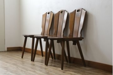 中古　希少な絶版品!!　カリモク家具(karimoku)　ルスティック(RUSTIC)　オーク材　カントリースタイルの空間づくりにおすすめなダイニングチェア3脚セット(板座チェア、椅子、イス、バラ売り可能)(R-075947)
