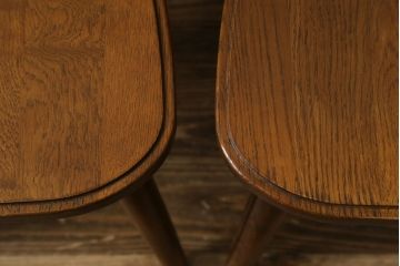 中古　希少な絶版品!!　カリモク家具(karimoku)　ルスティック(RUSTIC)　オーク材　カントリースタイルの空間づくりにおすすめなダイニングチェア3脚セット(板座チェア、椅子、イス、バラ売り可能)(R-075947)