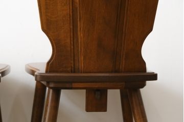 中古　希少な絶版品!!　カリモク家具(karimoku)　ルスティック(RUSTIC)　オーク材　カントリースタイルの空間づくりにおすすめなダイニングチェア3脚セット(板座チェア、椅子、イス、バラ売り可能)(R-075947)