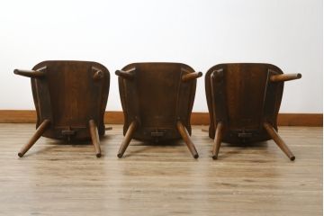 中古　希少な絶版品!!　カリモク家具(karimoku)　ルスティック(RUSTIC)　オーク材　カントリースタイルの空間づくりにおすすめなダイニングチェア3脚セット(板座チェア、椅子、イス、バラ売り可能)(R-075947)