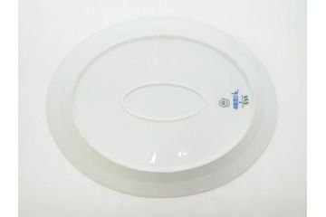 デンマーク　ROYAL COPENHAGEN(ロイヤルコペンハーゲン)　ブルーフルーテッド　ハーフレース　食卓を華やかに演出するオーバルディッシュ(プレート、皿、洋食器)(定価約71500円)(R-075950)