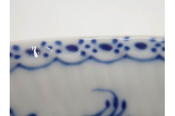 デンマーク　ROYAL COPENHAGEN(ロイヤルコペンハーゲン)　ブルーフルーテッド　ハーフレース　食卓を華やかに演出するオーバルディッシュ(プレート、皿、洋食器)(定価約71500円)(R-075951)