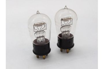 希少　当時物　1920年代?　テレフンケン　TELEFUNKEN(D.R.P)　RE86　真空管2本セット(箱付き)(R-075958)