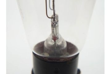 希少　当時物　1920年代?　テレフンケン　TELEFUNKEN(D.R.P)　RE86　真空管2本セット(箱付き)(R-075958)