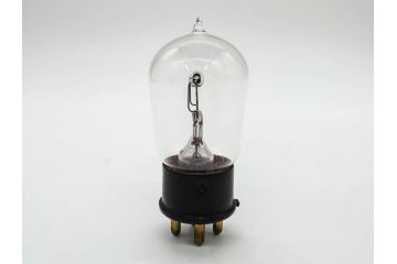 希少　当時物　1920年代?　テレフンケン　TELEFUNKEN(D.R.P)　RE86　真空管2本セット(箱付き)(R-075958)