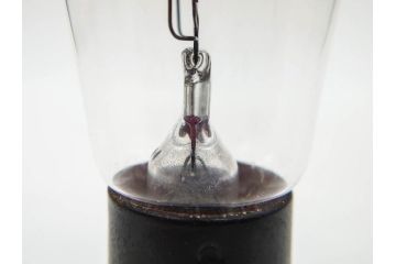 希少　当時物　1920年代?　テレフンケン　TELEFUNKEN(D.R.P)　RE86　真空管2本セット(箱付き)(R-075958)
