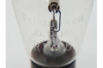 希少　当時物　1920年代?　テレフンケン　TELEFUNKEN(D.R.P)　RE86　真空管2本セット(箱付き)(R-075958)