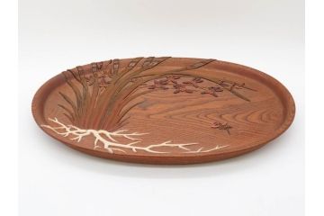 在銘　金城一国斎作　高盛絵　栗材　花に蜂図　職人による繊細な技法が素敵なお盆(作家物、漆芸、木製、楕円、オーバル、トレー、トレイ、伝統工芸品)(R-075959)