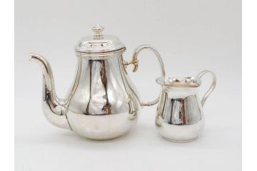 フランス　クリストフル　CHRISTOFLE　アルビ　シルバーコーティング　シンプルながら洗練されたデザインが素敵なティーポット&クリーマー(銀メッキ、ミルクポット、ミルクジャー)(R-075960)