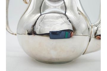 フランス　クリストフル　CHRISTOFLE　アルビ　シルバーコーティング　シンプルながら洗練されたデザインが素敵なティーポット&クリーマー(銀メッキ、ミルクポット、ミルクジャー)(R-075960)