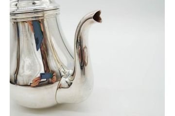 フランス　クリストフル　CHRISTOFLE　アルビ　シルバーコーティング　シンプルながら洗練されたデザインが素敵なティーポット&クリーマー(銀メッキ、ミルクポット、ミルクジャー)(R-075960)