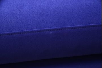 中古　美品　2022年購入　Ligne roset(リーン・ロゼ)　ROSETPrado(ロゼプラド)　デザイン性にこだわりを感じるスタイリッシュな3Pソファ(リーンロゼ、3人掛けソファ、三人掛け、トリプルソファ)(R-075970)