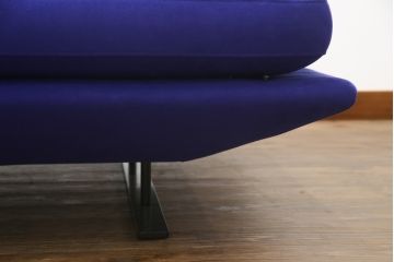 中古　美品　2022年購入　Ligne roset(リーン・ロゼ)　ROSETPrado(ロゼプラド)　デザイン性にこだわりを感じるスタイリッシュな3Pソファ(リーンロゼ、3人掛けソファ、三人掛け、トリプルソファ)(R-075970)