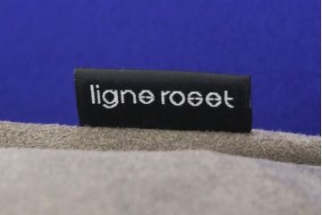 中古　美品　2022年購入　Ligne roset(リーン・ロゼ)　ROSETPrado(ロゼプラド)　デザイン性にこだわりを感じるスタイリッシュな3Pソファ(リーンロゼ、3人掛けソファ、三人掛け、トリプルソファ)(R-075970)
