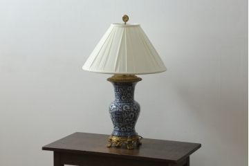 中古　サァラ麻布取り扱い　WILDWOOD JAPAN(ワイルドウッドジャパン)　和モダンテイストの空間演出にぴったりの卓上照明(テーブルライト、スタンドライト、テーブルスタンド)(R-075975)