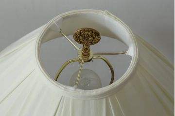 中古　サァラ麻布取り扱い　WILDWOOD JAPAN(ワイルドウッドジャパン)　和モダンテイストの空間演出にぴったりの卓上照明(テーブルライト、スタンドライト、テーブルスタンド)(R-075975)