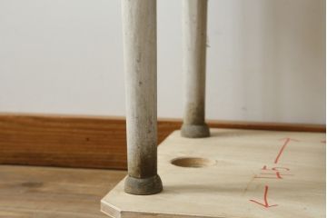 和製アンティーク　シャビーシックな雰囲気が魅力のケビントガラスケース(ショーケース、飾り棚、陳列棚、収納棚、戸棚、デンタルケース、デンタルキャビネット)(R-075977)