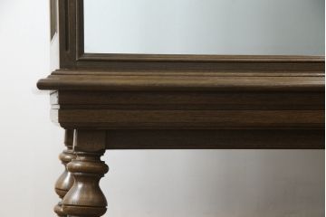 中古　特注品!!　永田良介商店　洗練された佇まいが魅力的な脚付きガラスケース(Gケース、ショーケース、ディスプレイケース、コレクションケース、飾り棚、陳列棚、店舗什器)(R-075984)