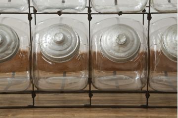 アンティーク雑貨　当時物　昭和レトロ　12連猫瓶(ガラス瓶、菓子瓶、菓子びん、菓子ビン)(R-075985)