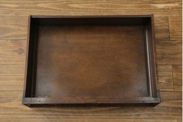 イギリスアンティーク　オーク材　落ち着いた色味とクラシカルな佇まいが目を惹くサイドボード(サイドキャビネット、戸棚、収納棚、英国)(R-075988)