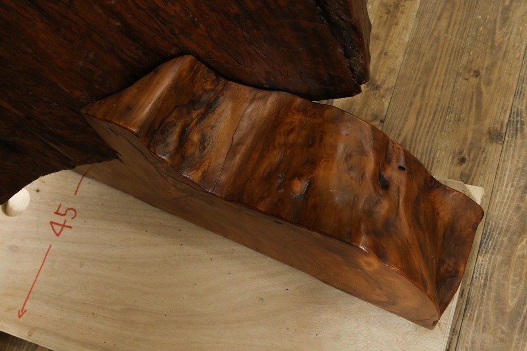 中古　特大!!　漆塗り　木の質感そのままで存在感抜群!屋久杉材の衝立て　定価約400万円　(R-075989)