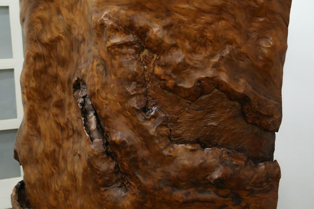 中古　特大!!　漆塗り　木の質感そのままで存在感抜群!屋久杉材の衝立て　定価約400万円　(R-075989)