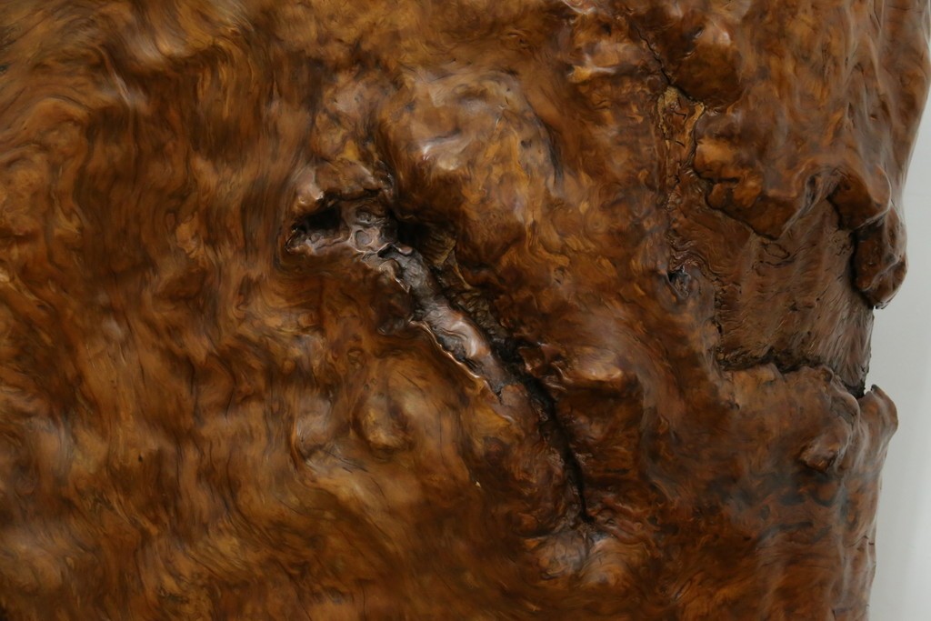 中古　特大!!　漆塗り　木の質感そのままで存在感抜群!屋久杉材の衝立て　定価約400万円　(R-075989)