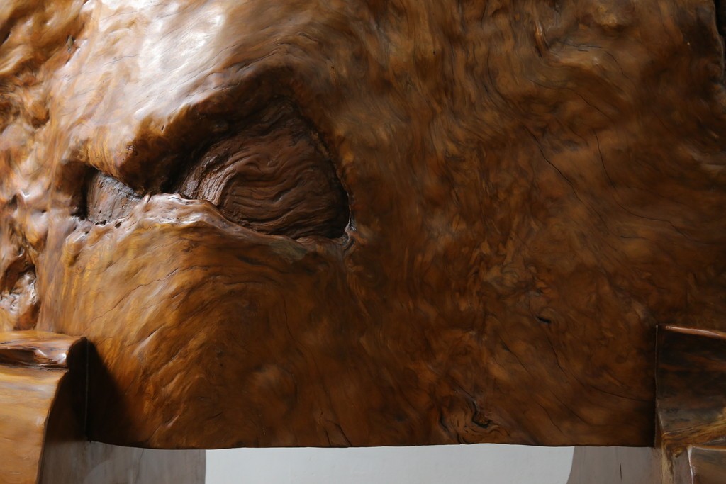 中古　特大!!　漆塗り　木の質感そのままで存在感抜群!屋久杉材の衝立て　定価約400万円　(R-075989)