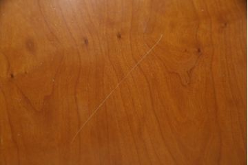 中古　アクタス取り扱い　イタリア製　ポラダ(porada)社　チェリー材　すっきりとした佇まいが魅力的なダイニングテーブル(4人掛け、6人掛け、食卓)(定価約32万円)(R-075996)