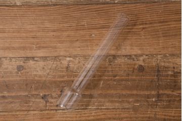 アンティーク照明　明治大正　グラビュール(グラヴュール)　金魚鉢型　チューリップ型　赤縁　フリルガラスのオイルランプ(フロアランプ、スタンドライト)(R-076001)