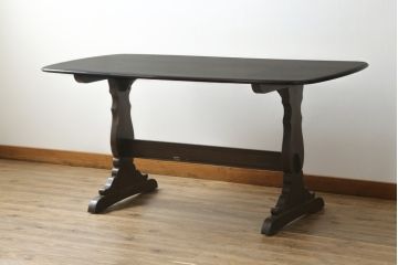 イギリスビンテージ　ERCOL(アーコール)　クラシカルな雰囲気漂うダイニングテーブル(4人掛け、6人掛け、食卓、作業台、ヴィンテージ、英国、北欧)(R-076002)