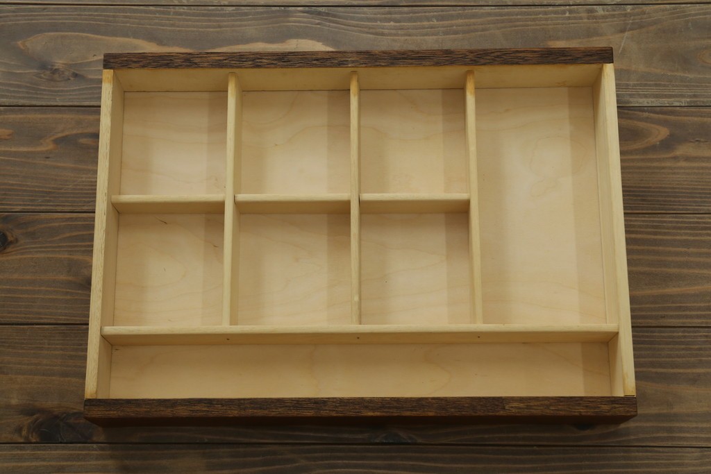 デンマークヴィンテージ　チーク材　キャスターとカゴ付きで便利なソーイングワゴン　(R-076005)