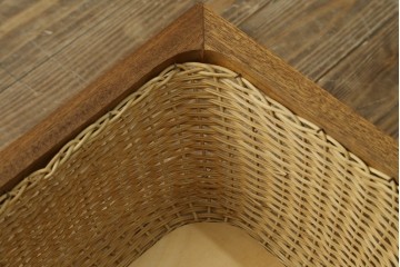 デンマークヴィンテージ　チーク材　キャスターとカゴ付きで便利なソーイングワゴン　(R-076005)