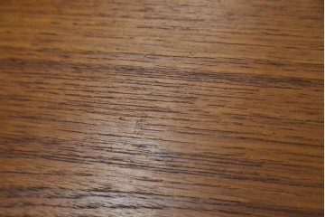 デンマークヴィンテージ　チーク材　キャスターとカゴ付きで便利なソーイングワゴン　(R-076005)