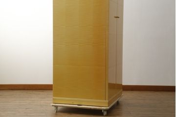 中古　松創(MATSUSO)　洗練された佇まいが魅力的な幅狭ワードローブ(洋服タンス、戸棚、収納棚、キャビネット)(R-076009)