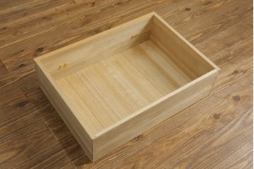 中古　松創(MATSUSO)　洗練された佇まいが魅力的な幅狭ワードローブ(洋服タンス、戸棚、収納棚、キャビネット)(R-076009)
